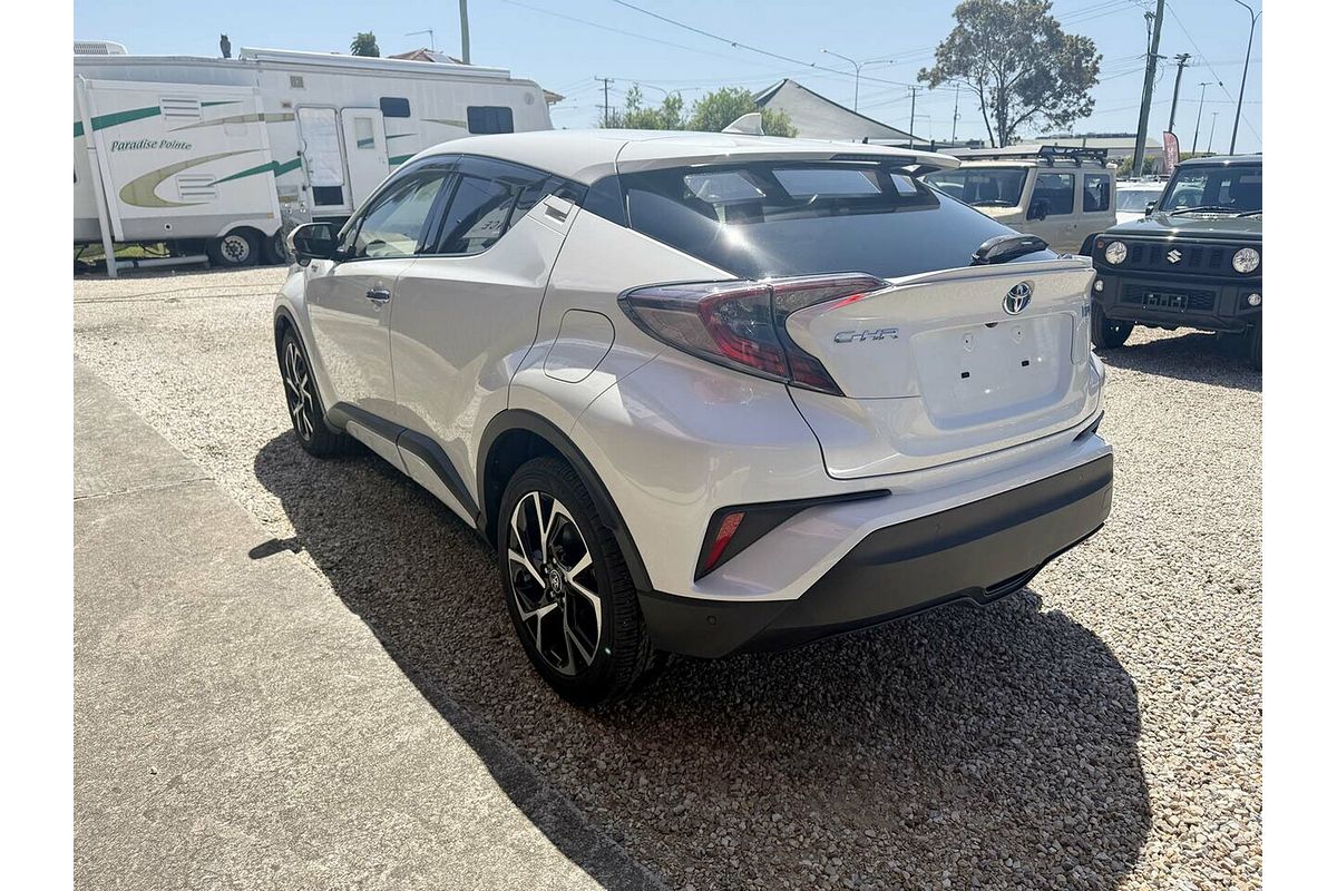 2018 Toyota C-HR (HYBRID) ZYX10