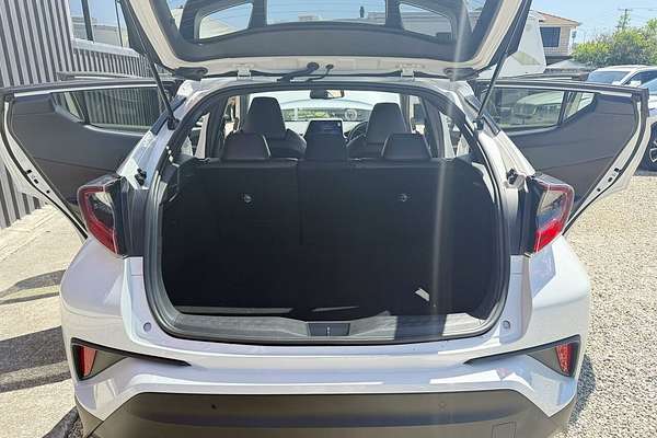 2018 Toyota C-HR (HYBRID) ZYX10