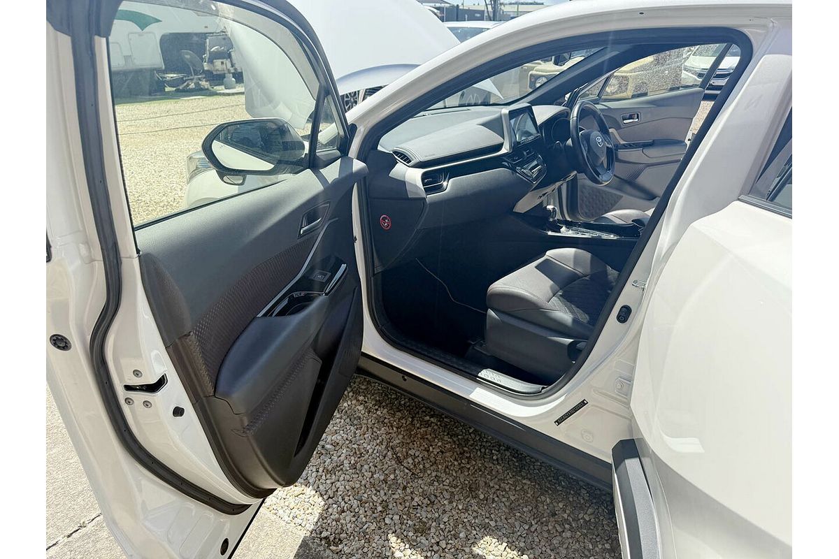 2018 Toyota C-HR (HYBRID) ZYX10