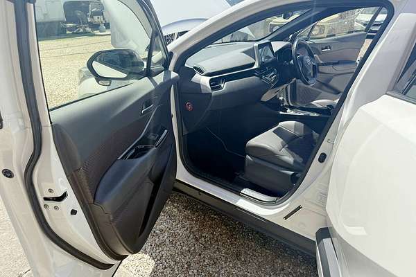 2018 Toyota C-HR (HYBRID) ZYX10