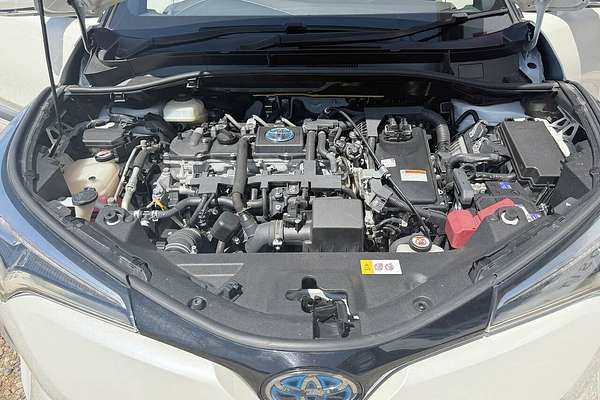 2018 Toyota C-HR (HYBRID) ZYX10