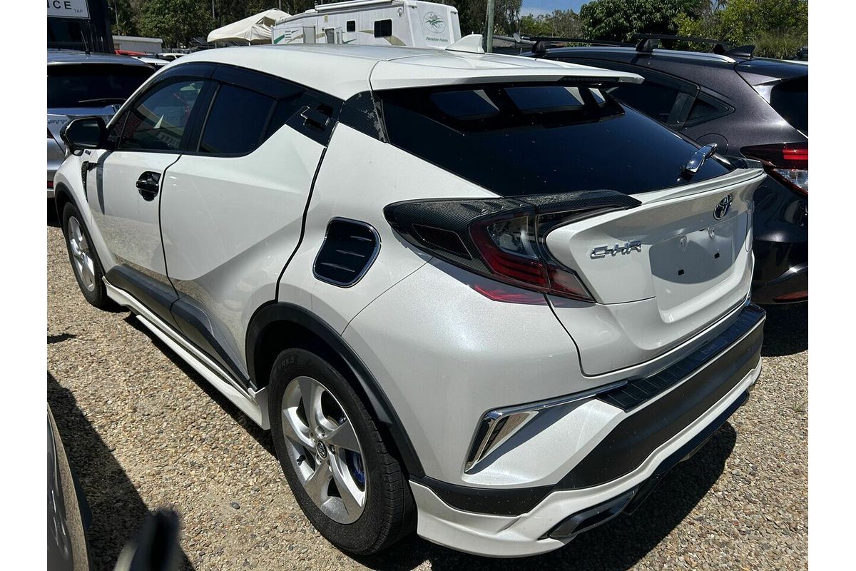 2019 Toyota C-HR (HYBRID) ZYX10