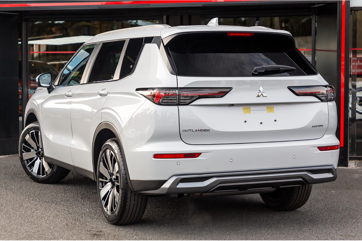 2025 Mitsubishi Outlander Aspire ZM 2WD