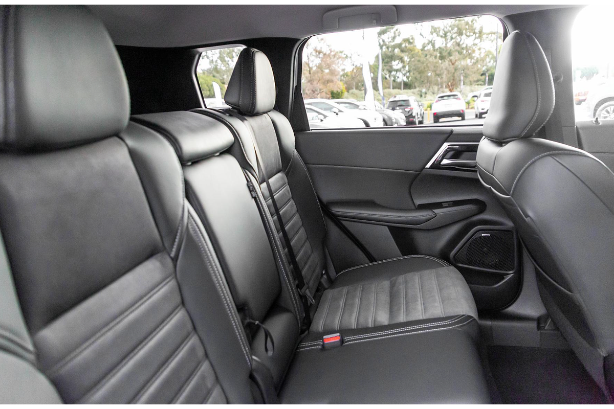 2025 Mitsubishi Outlander Aspire ZM 2WD