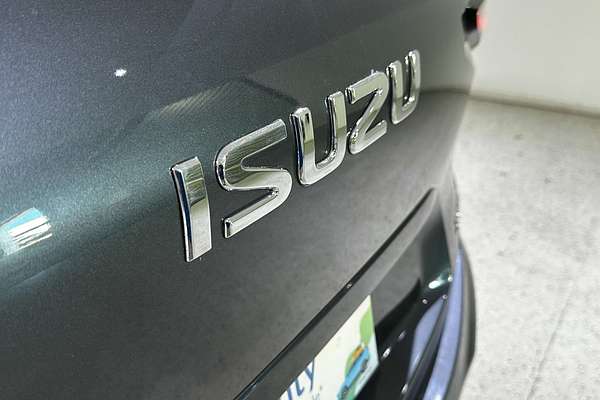 2021 Isuzu MU-X LS-M