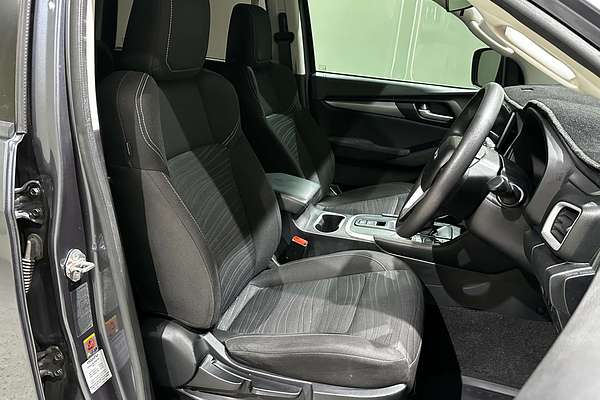 2021 Isuzu MU-X LS-M