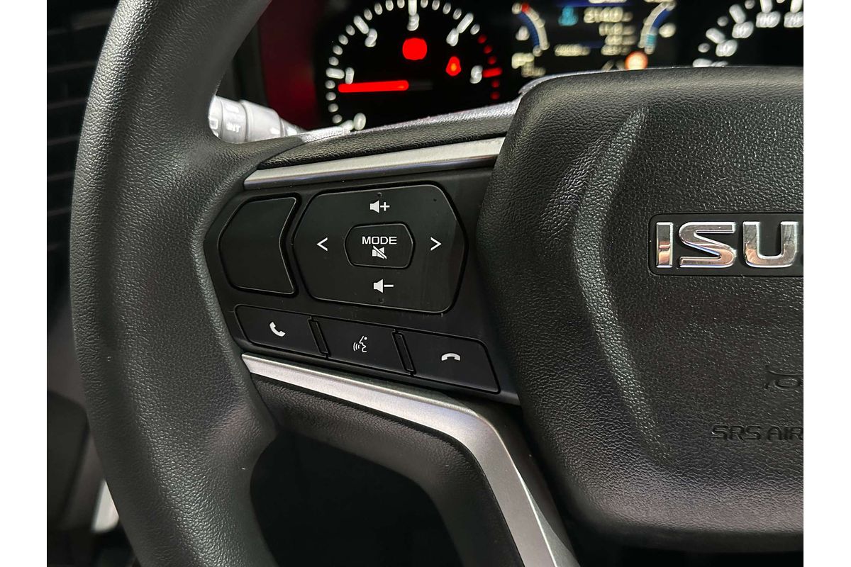 2021 Isuzu MU-X LS-M