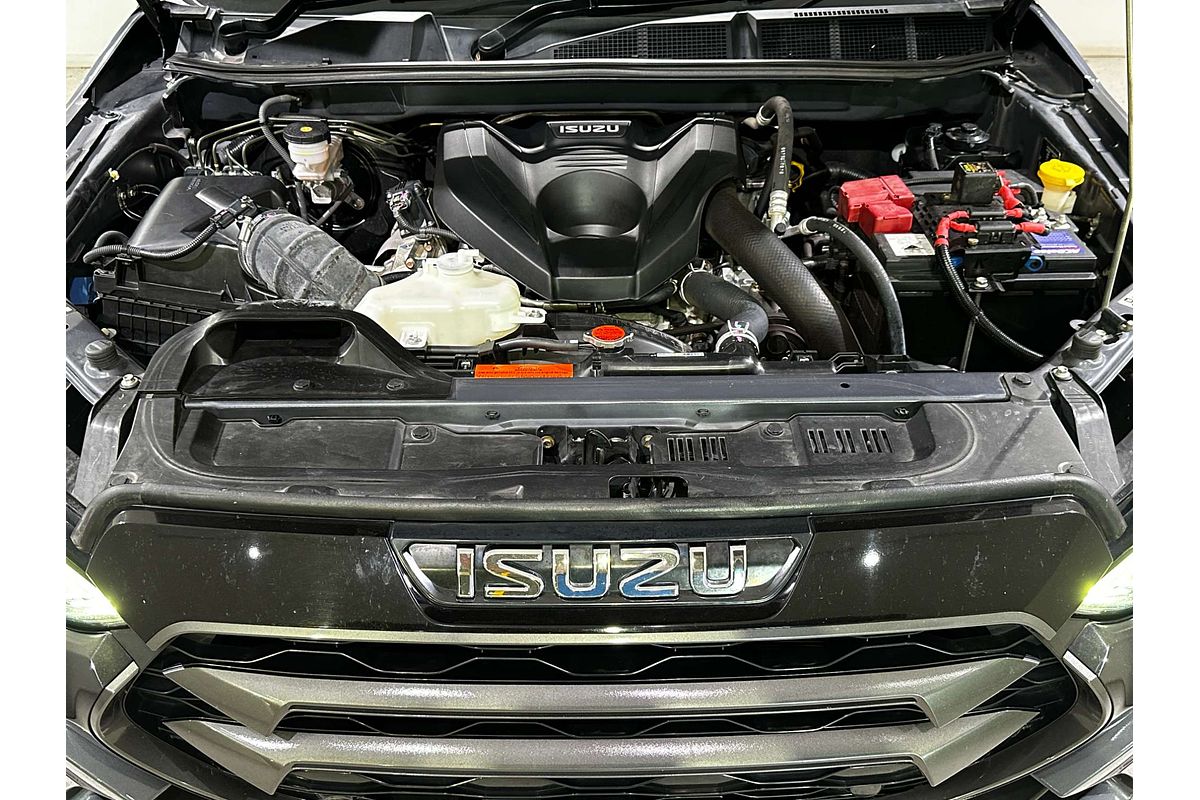 2021 Isuzu MU-X LS-M