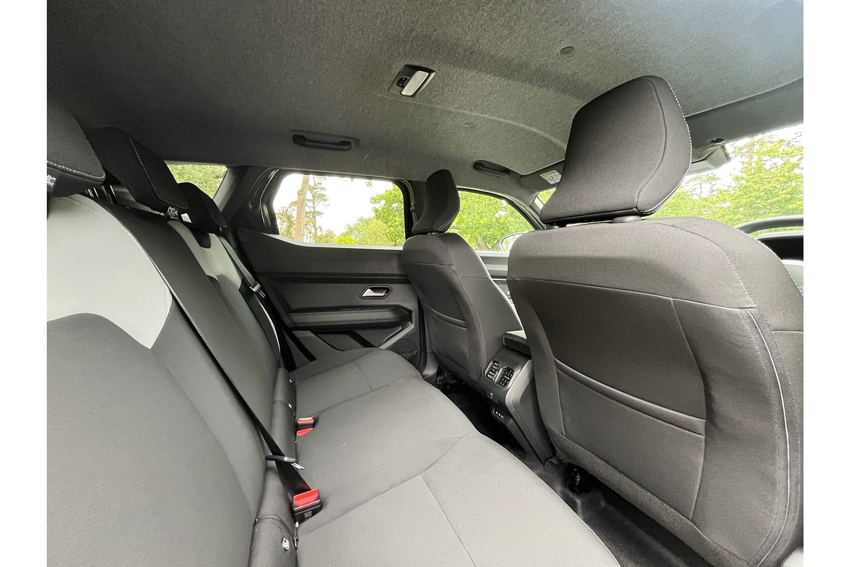 2025 Renault Duster Techno X1311