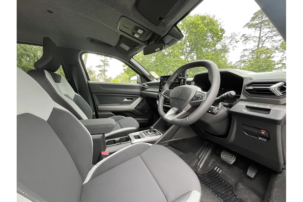 2025 Renault Duster Techno X1311