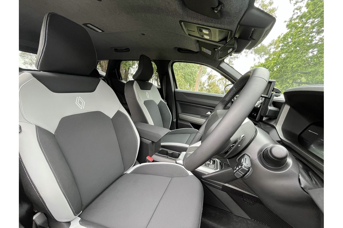 2025 Renault Duster Techno X1311