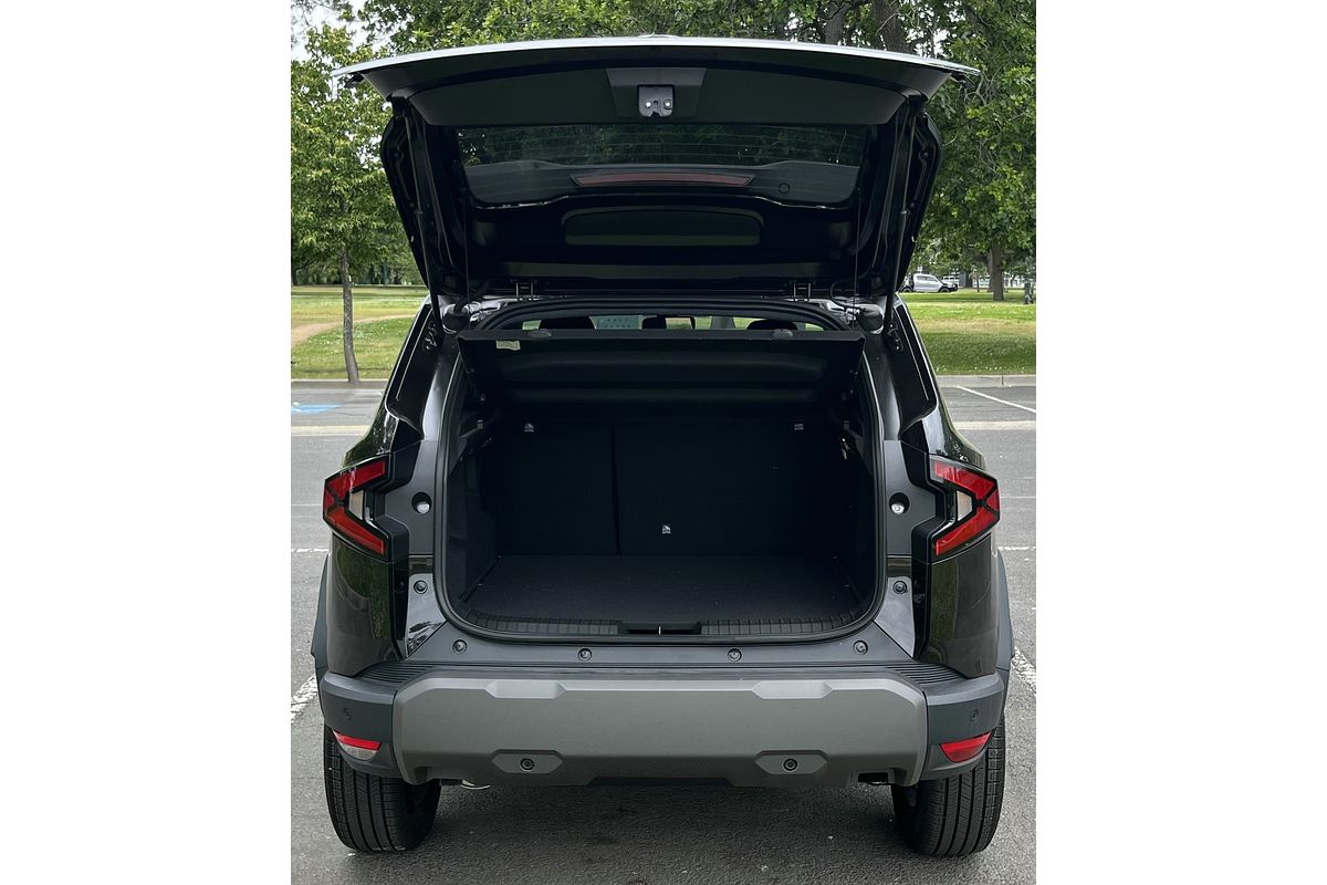 2025 Renault Duster Techno X1311