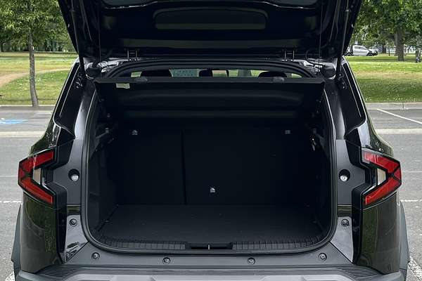 2025 Renault Duster Techno X1311