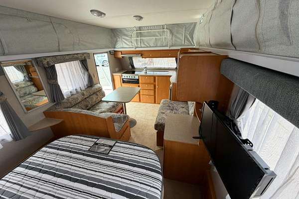 2006 Jayco Freedom 16.52-2.18Fr