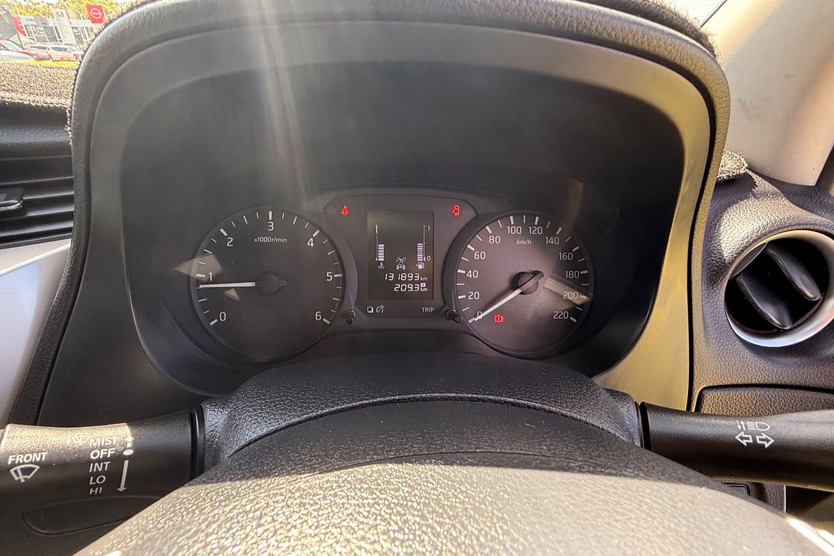 2016 Nissan Navara RX D23 4X4