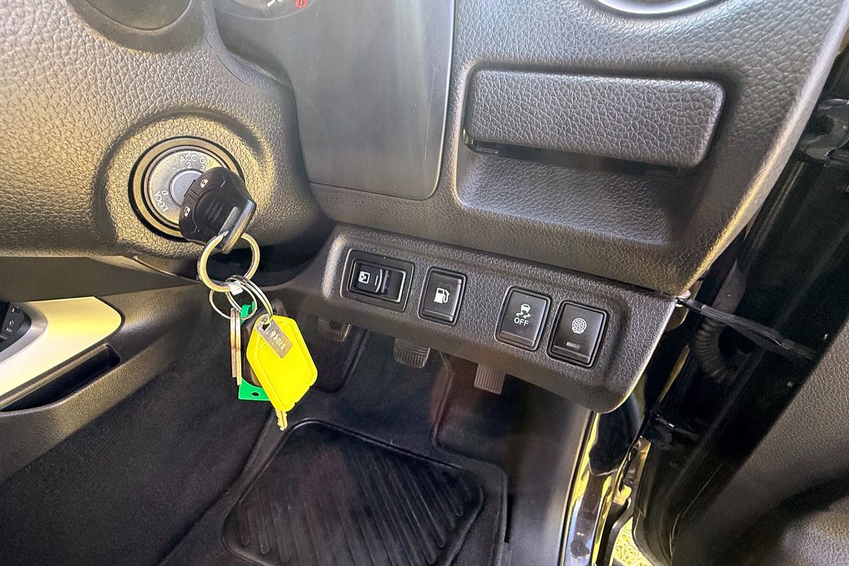 2016 Nissan Navara RX D23 4X4