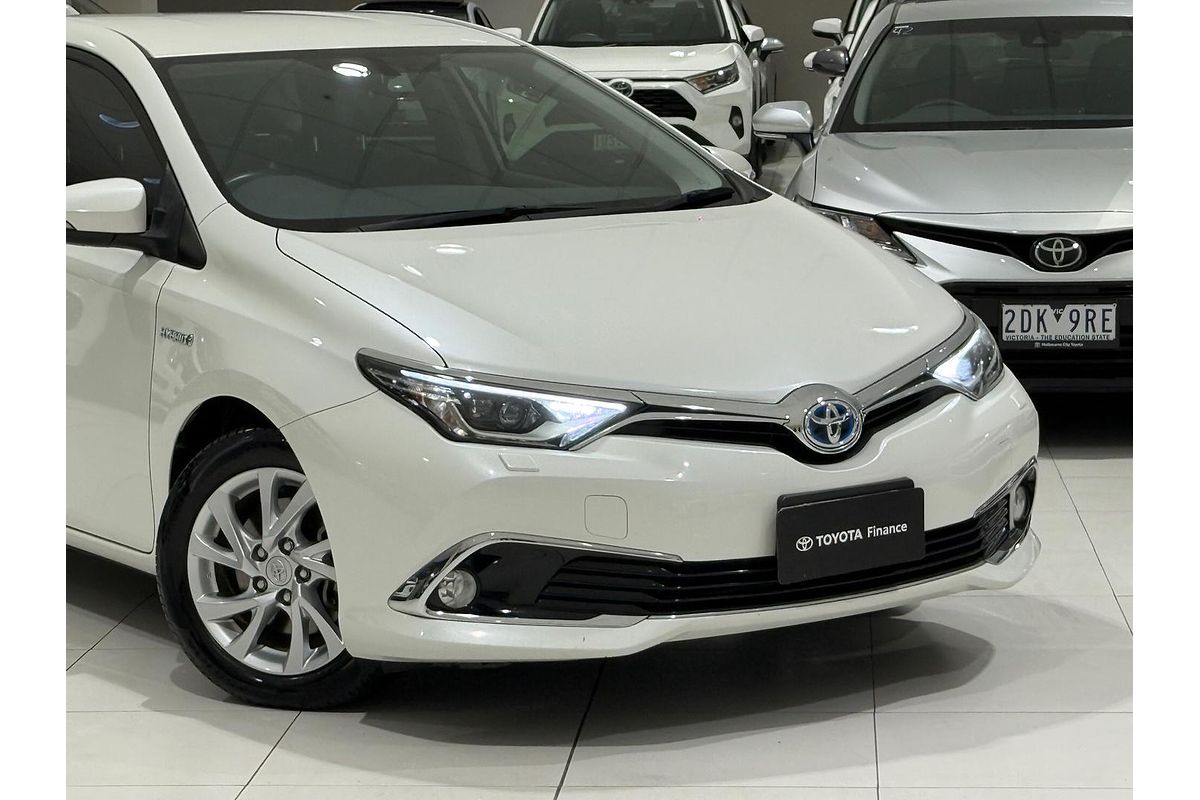 2018 Toyota Corolla Hybrid ZWE186R