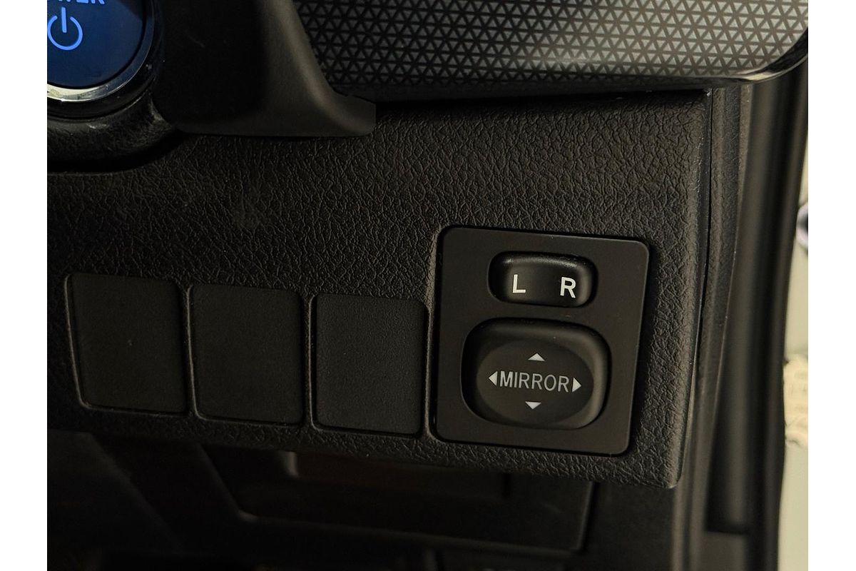 2018 Toyota Corolla Hybrid ZWE186R