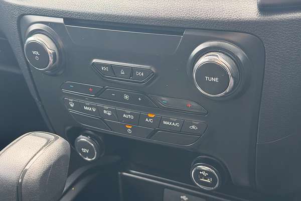 2018 Ford Everest Ambiente UA II 3.2L