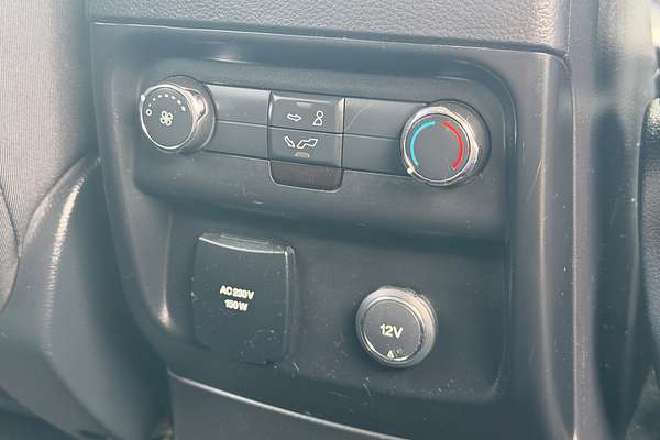 2018 Ford Everest Ambiente UA II 3.2L