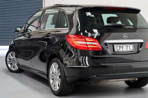 2013 Mercedes-Benz B-Class B200 W246
