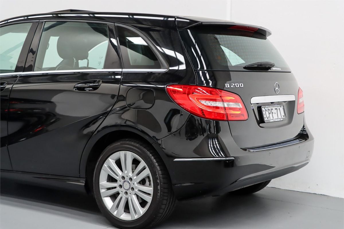 2013 Mercedes-Benz B-Class B200 W246