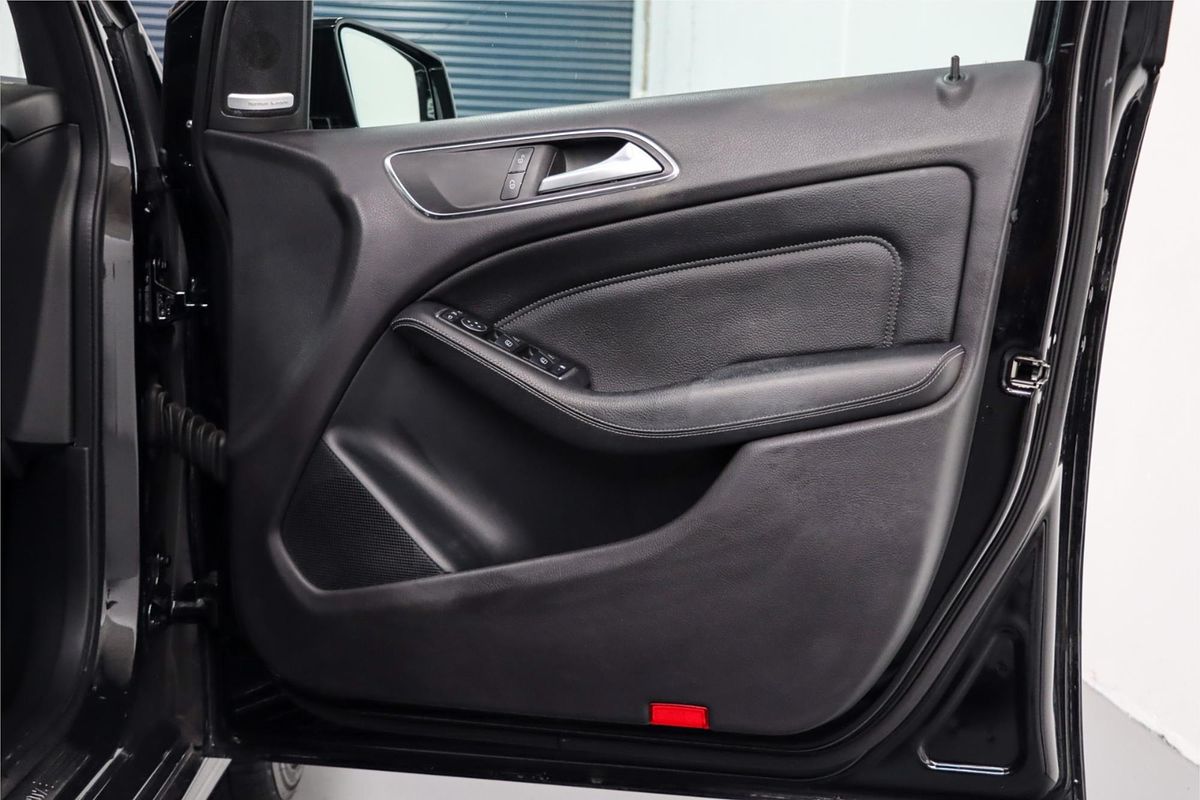 2013 Mercedes-Benz B-Class B200 W246