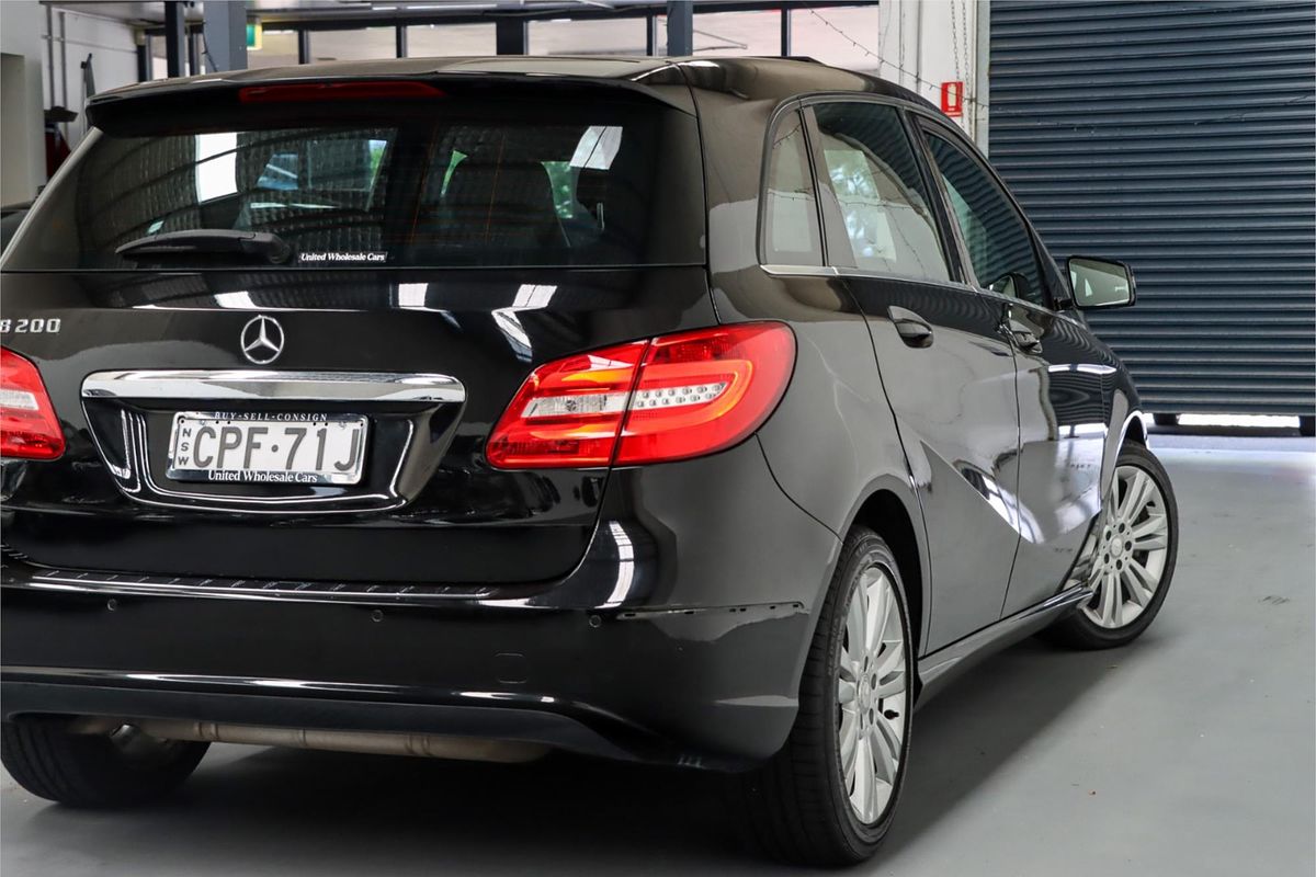 2013 Mercedes-Benz B-Class B200 W246
