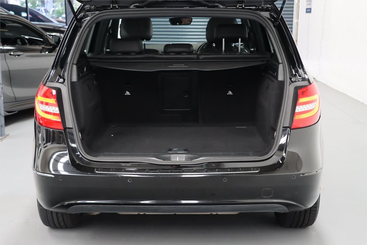 2013 Mercedes-Benz B-Class B200 W246