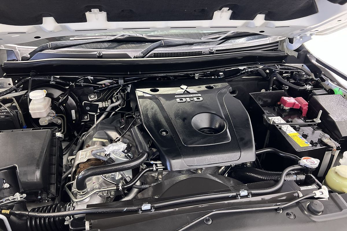 2020 Mitsubishi Triton GLS MR 4X4