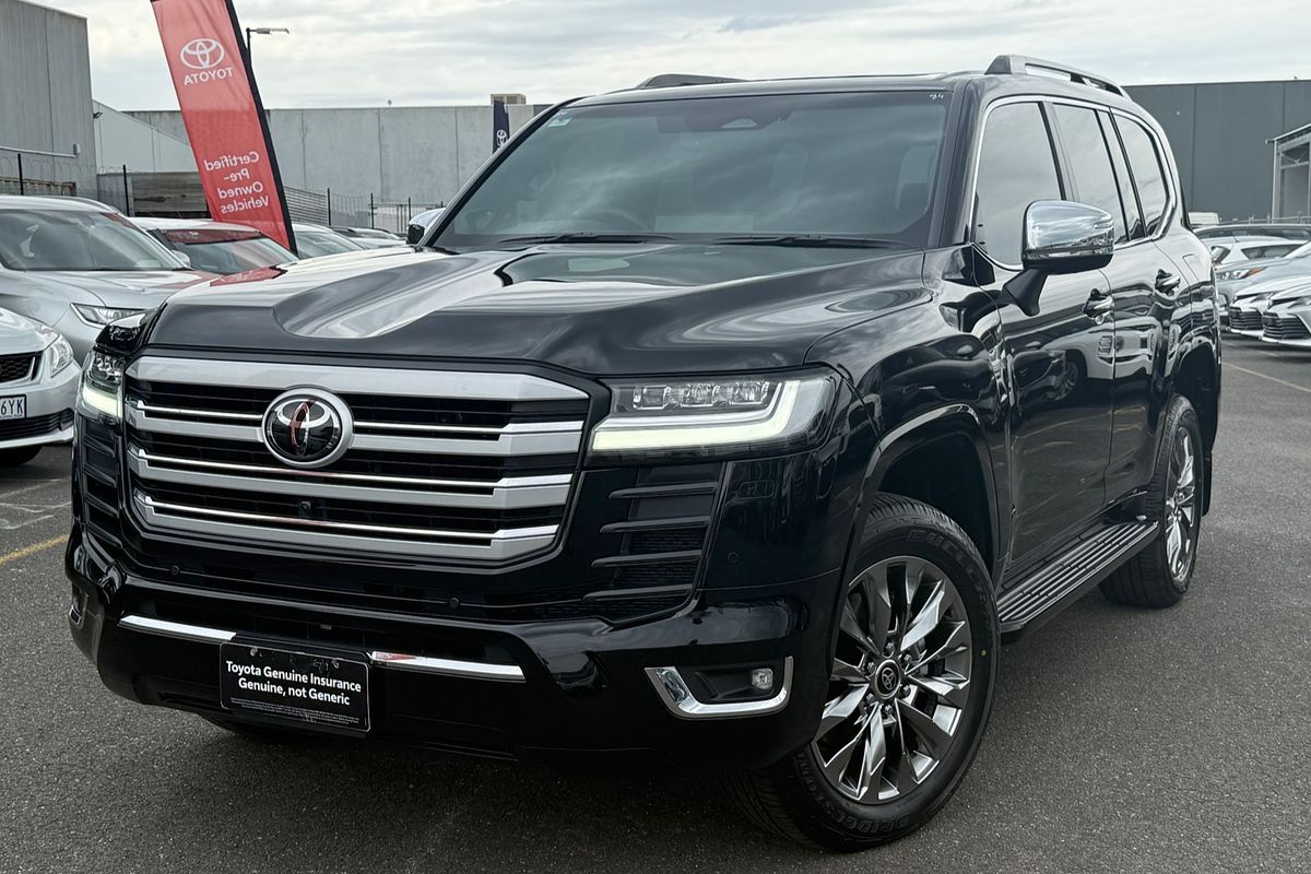 2025 Toyota Landcruiser Sahara ZX FJA300R