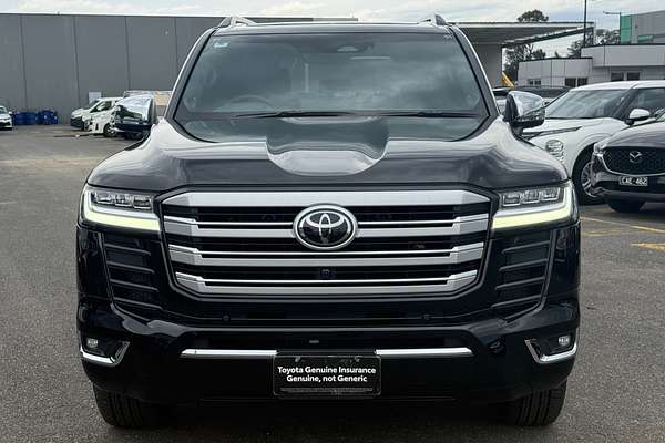 2025 Toyota Landcruiser Sahara ZX FJA300R