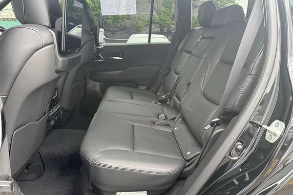 2025 Toyota Landcruiser Sahara ZX FJA300R