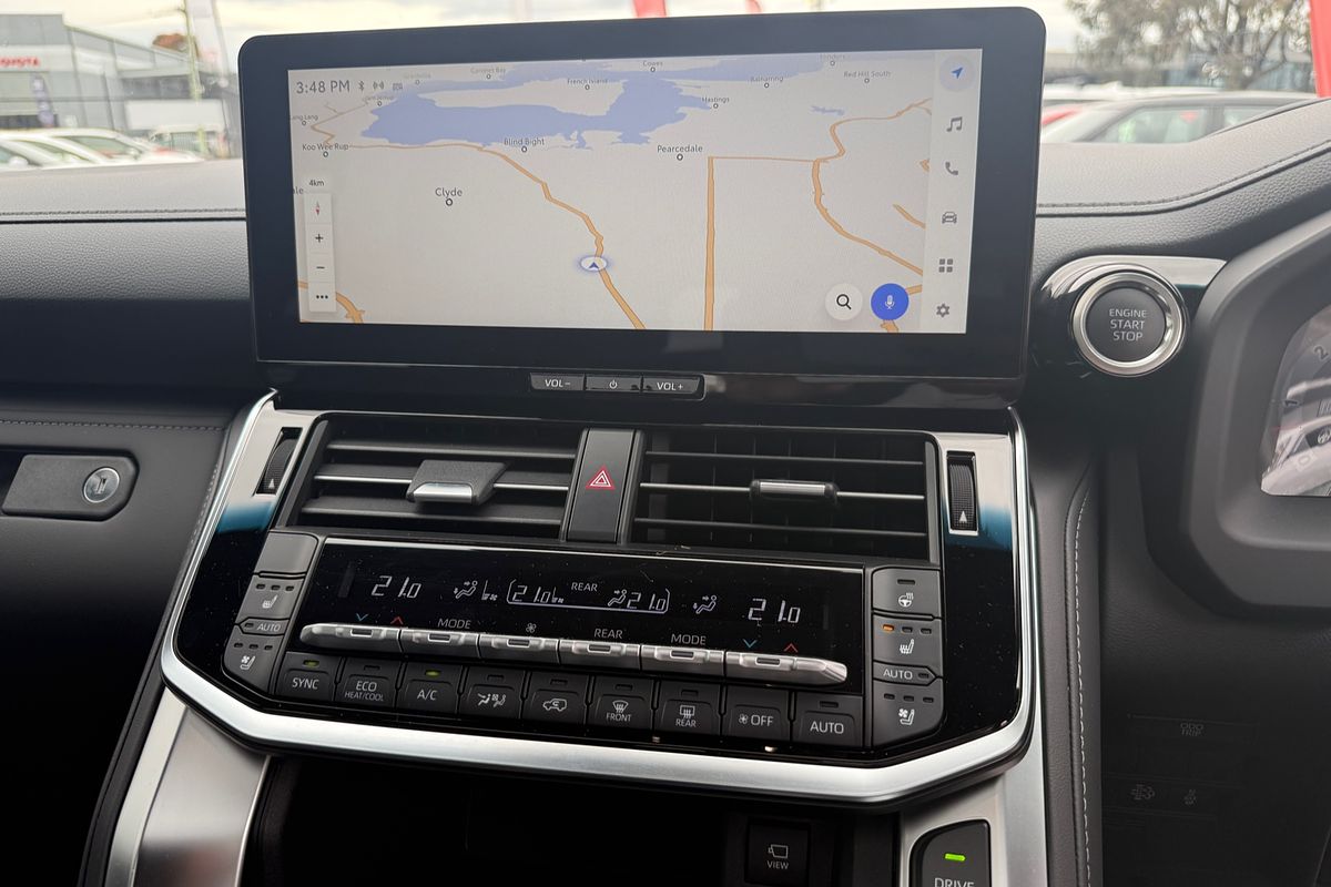 2025 Toyota Landcruiser Sahara ZX FJA300R