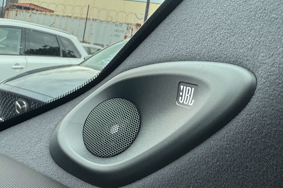 2025 Toyota Landcruiser Sahara ZX FJA300R