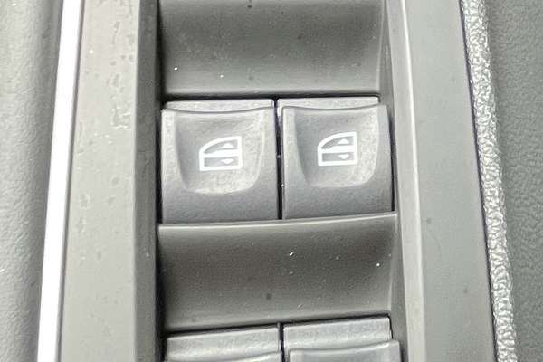 2025 Renault Koleos Techno HZG