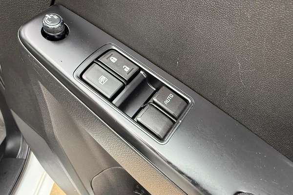 2021 Isuzu D-MAX SX High Ride Rear Wheel Drive