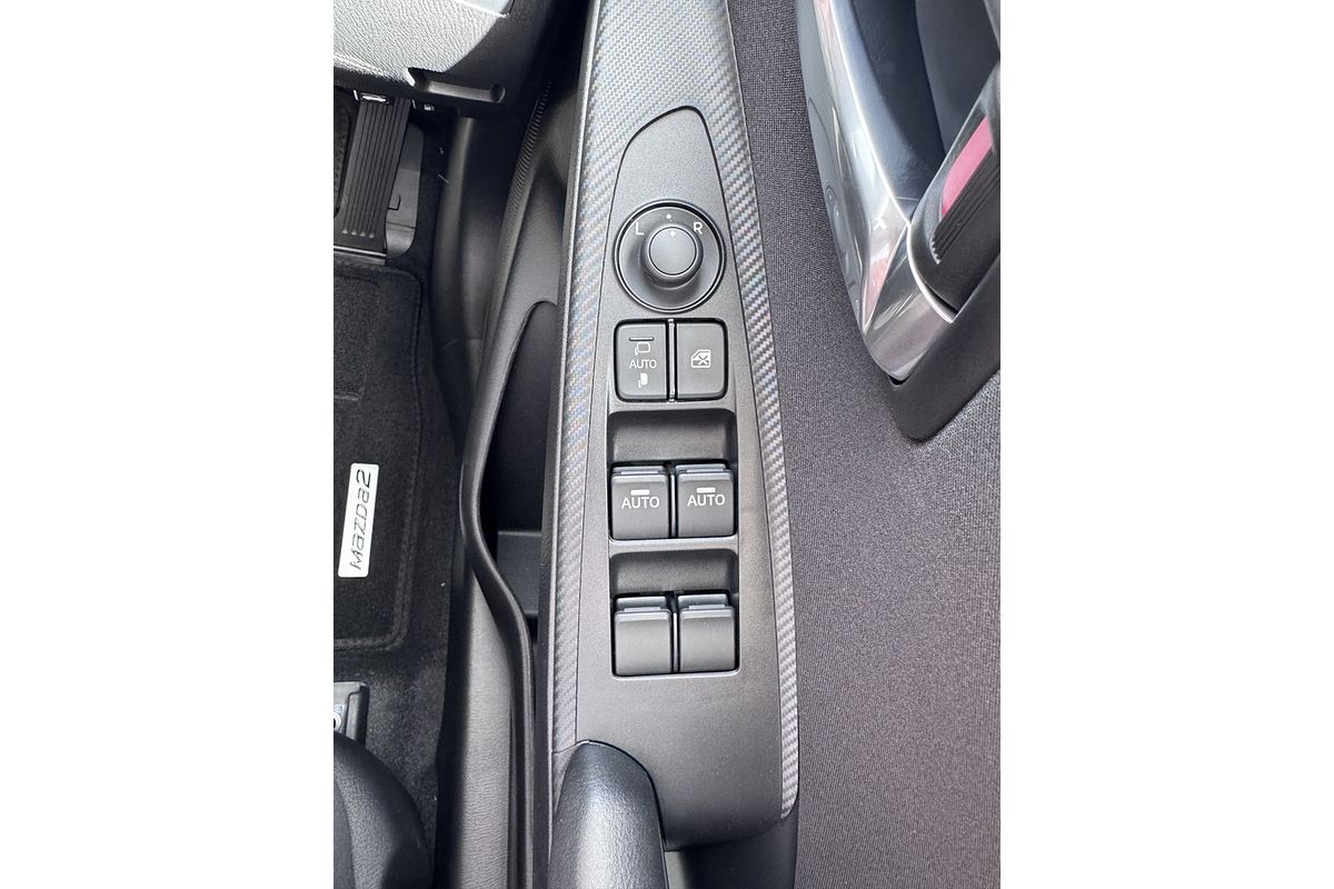 2025 Mazda 2 G15 Evolve DJ Series