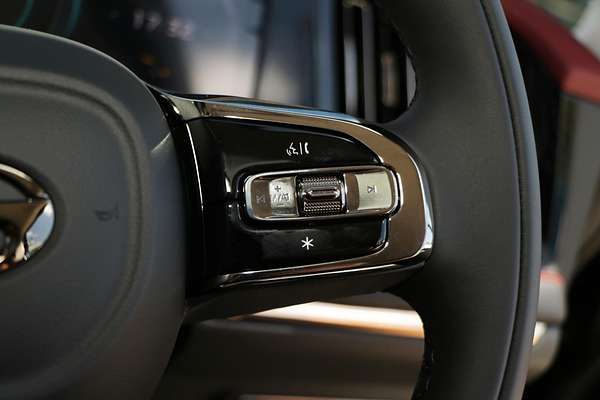 2025 GAC M8 LUXURY A88