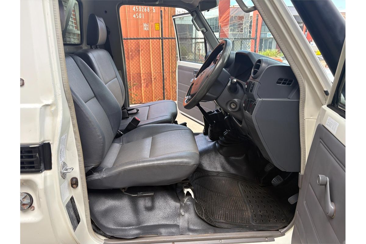 2014 Toyota Landcruiser Workmate VDJ79R 4X4