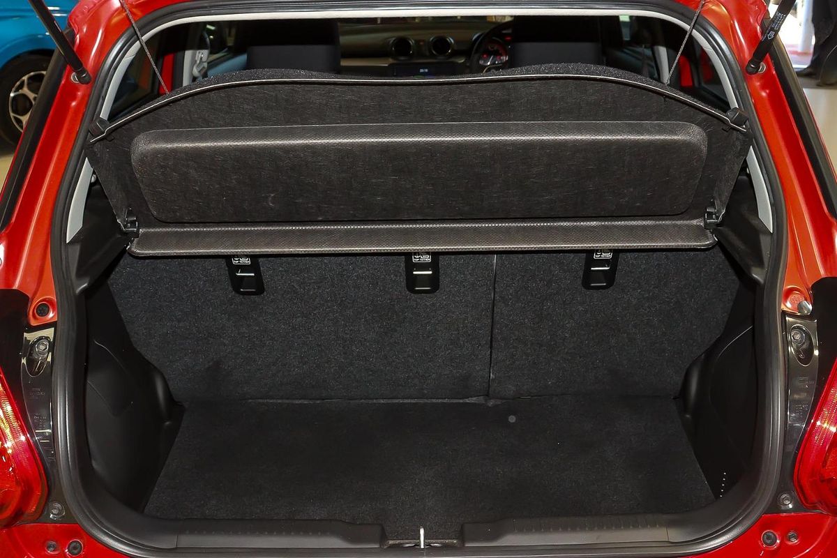 2022 Suzuki Swift GLX Turbo AZ Series II