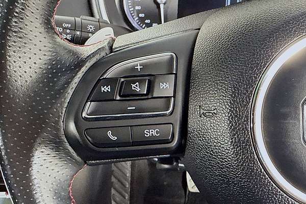 2023 MG HS Essence SAS23