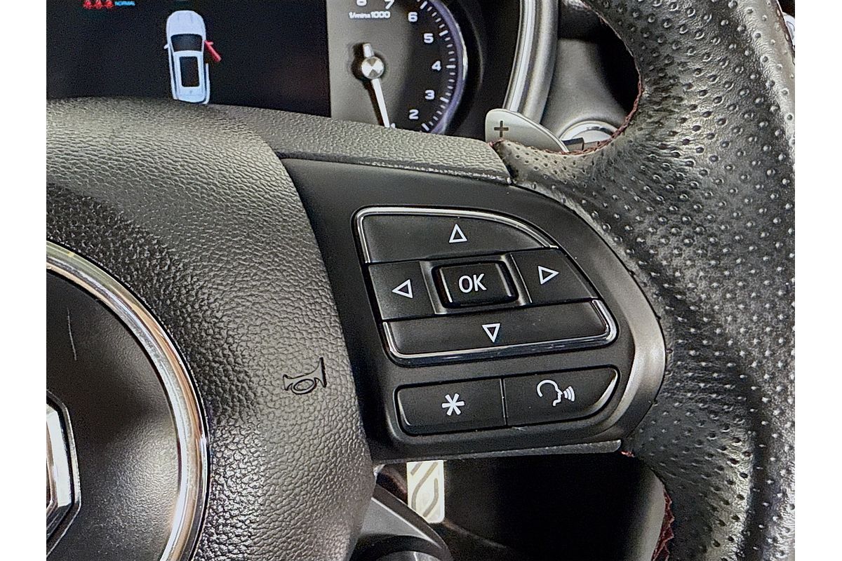 2023 MG HS Essence SAS23