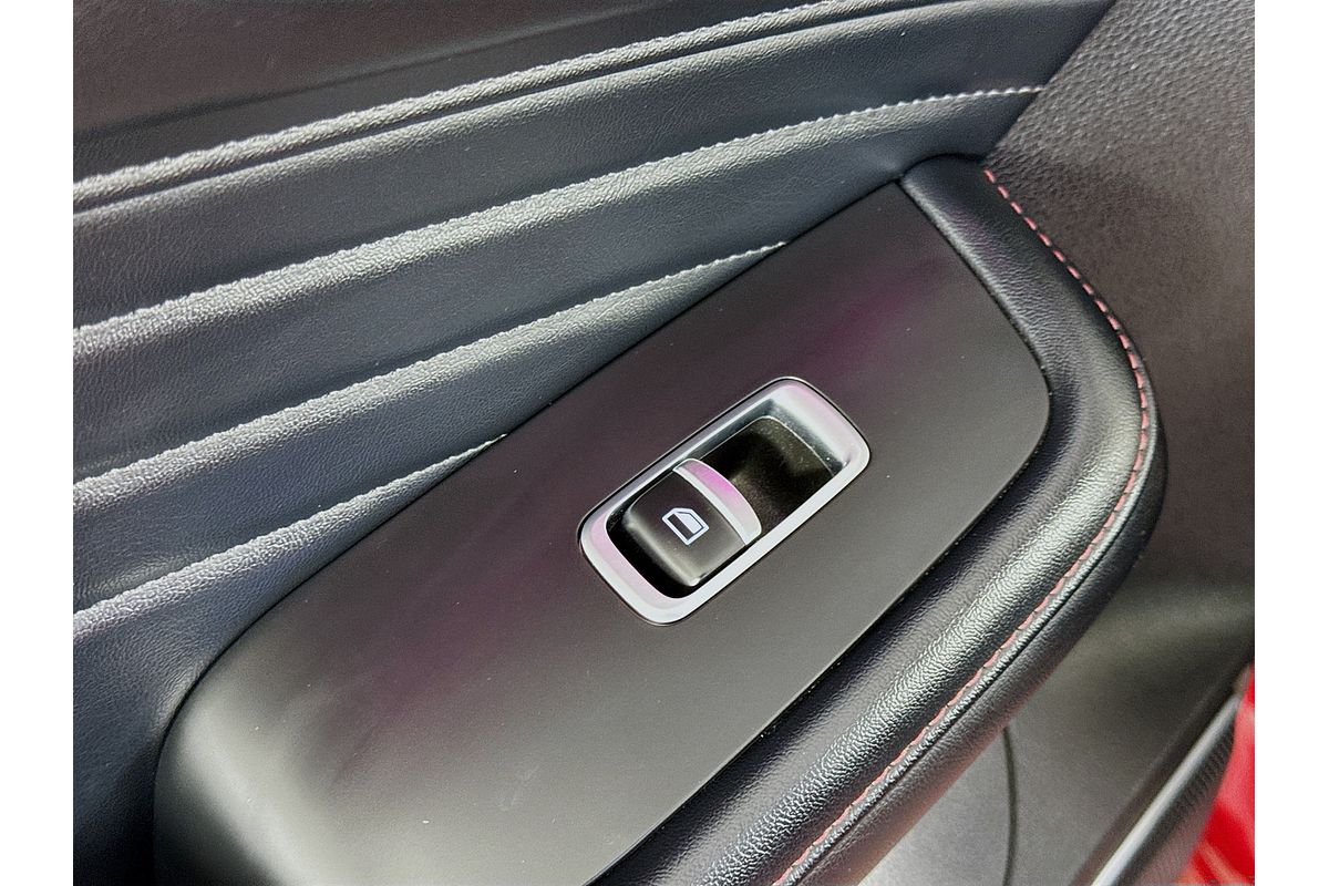 2023 MG HS Essence SAS23