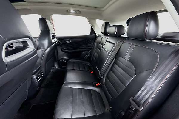 2023 MG HS Essence SAS23