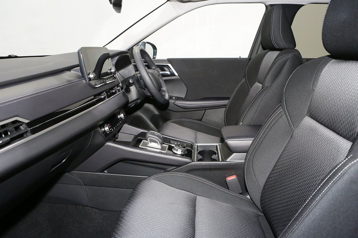 2025 Mitsubishi Outlander LS ZM