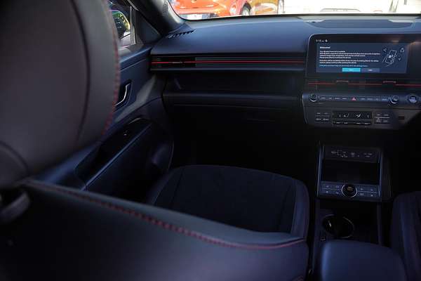 2024 Hyundai Kona Premium N Line SX2.V1