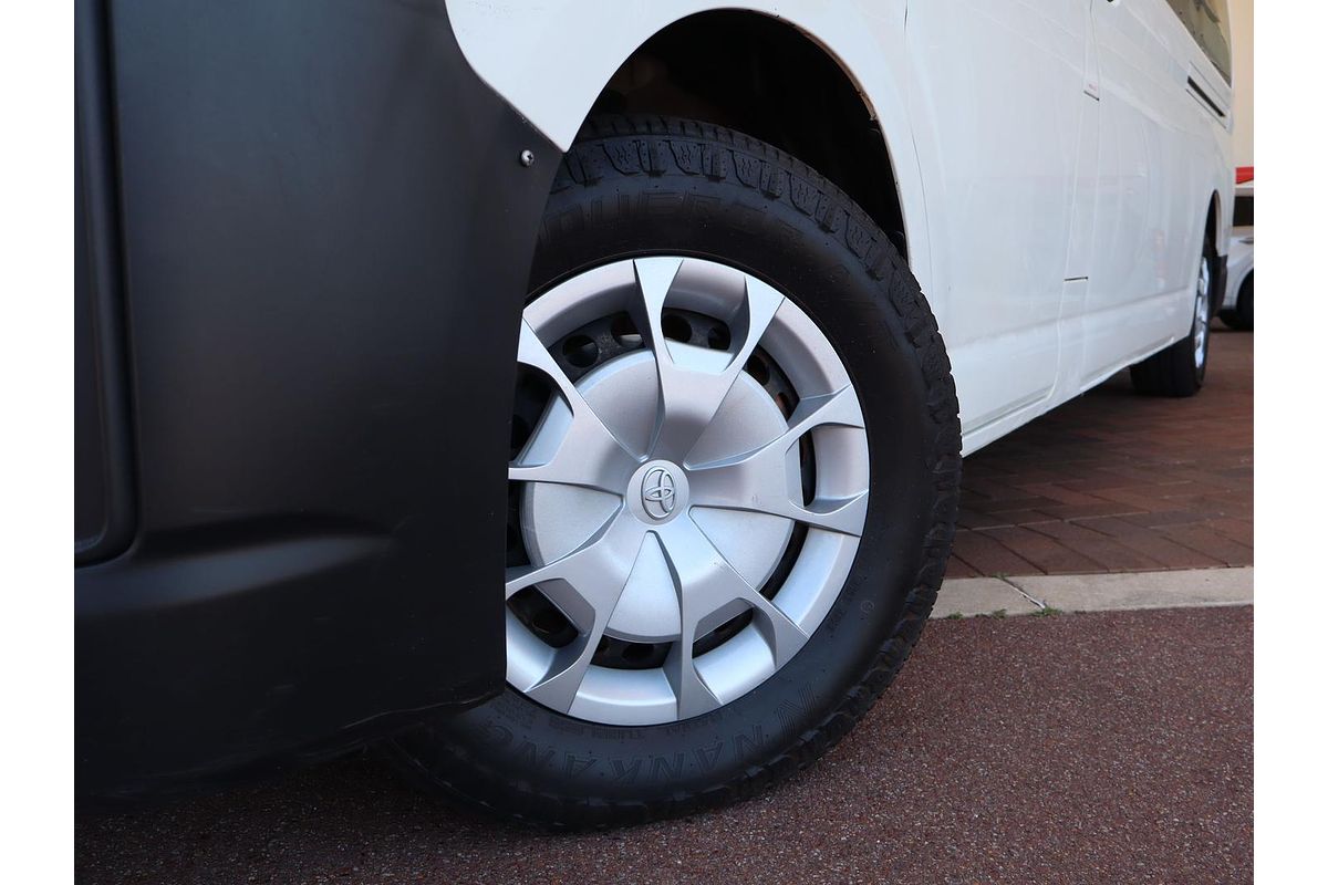 2021 Toyota Hiace Commuter GDH322R ELWB High Roof