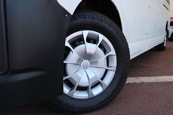 2021 Toyota Hiace Commuter GDH322R ELWB High Roof