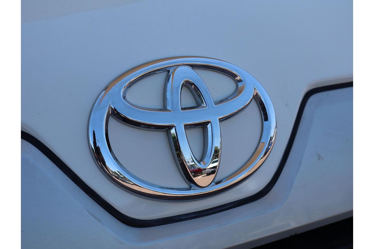 2021 Toyota Hiace Commuter GDH322R ELWB High Roof